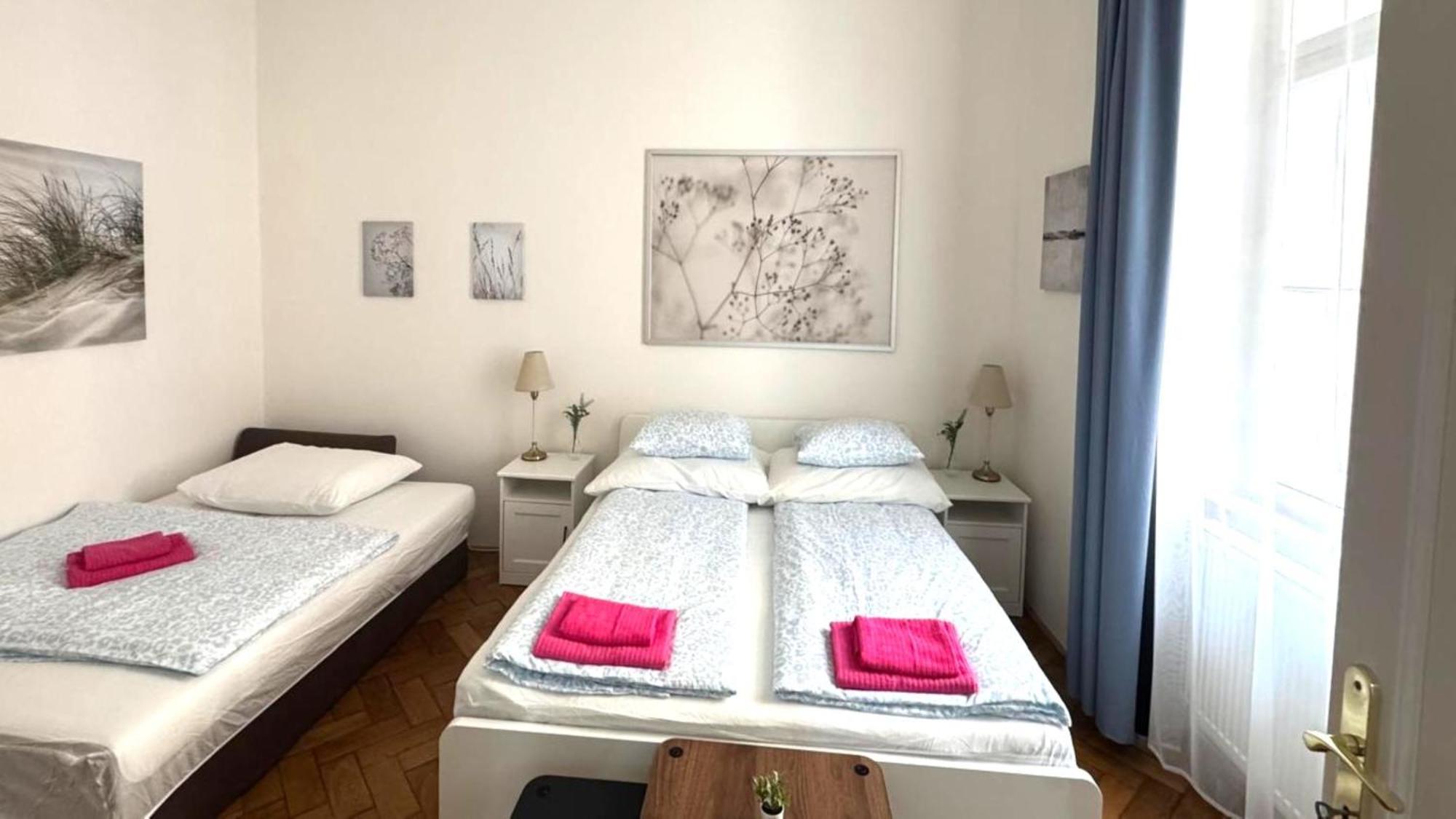 Side Street Apartments 布拉格 外观 照片